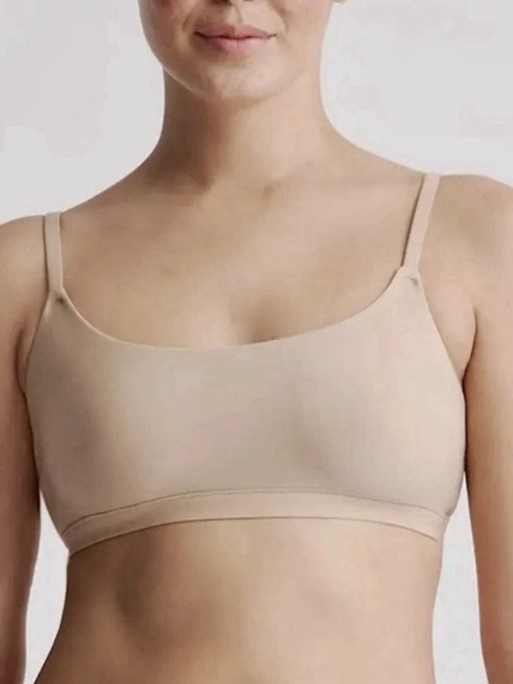 NWOT QUINCE 2 Pack Second Skin Scoop Neck Bralettes Medium Beige 1044